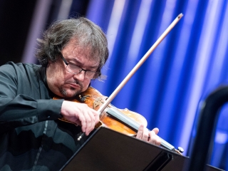 Lietuvos nacionalinė filharmonija išreiškia pasitikėjimą Sergejumi Krylovu