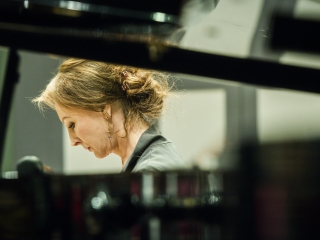 Pianistė Mūza Rubackytė: susitikimą su kitu menininku scenoje savo vienišos solistės profesijoje...
