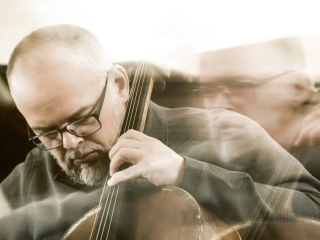 Violončelininkas Mindaugas Bačkus: Dievo Motinos galia šiandien reikalinga kaip niekada