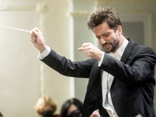 Prancūzų muzikos šedevrai su Manon Galy ir Victorienu Vanoostenu