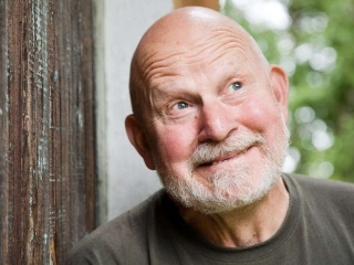 Kūryba, kurioje visa apima šviesa. Interviu su latvių kompozitoriumi Pēteriu Vasku
