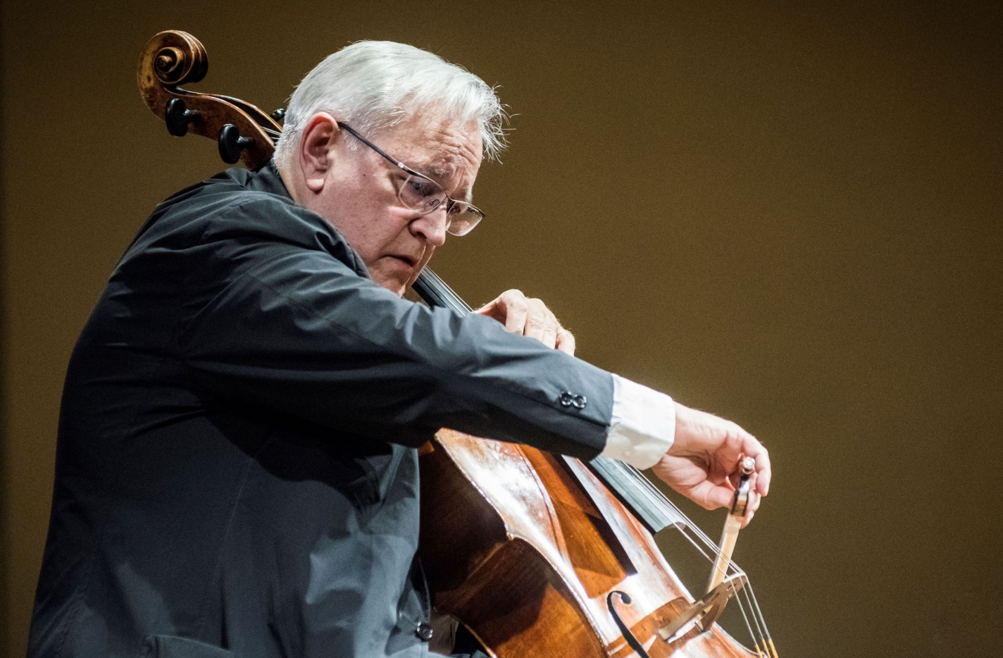 Violončelės magija. LNSO, Davidas Geringas, Stanislas Kim