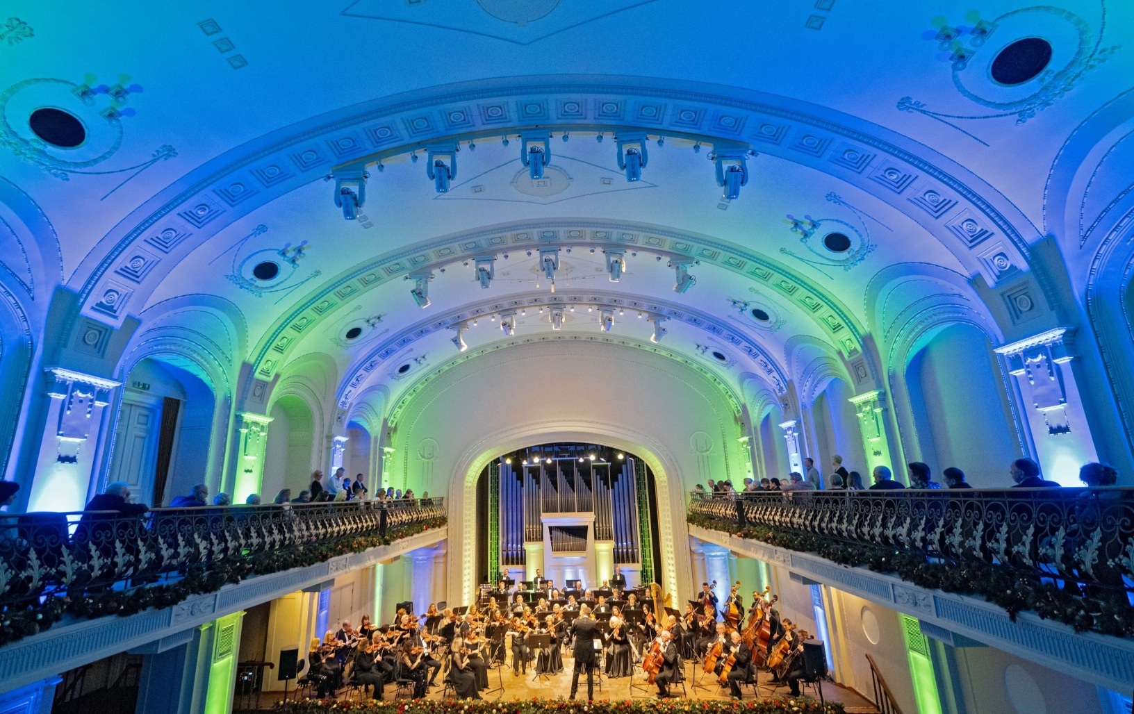 Christmas at the Lithuanian National Philharmonic Society – from classical music to jazz cocktail...