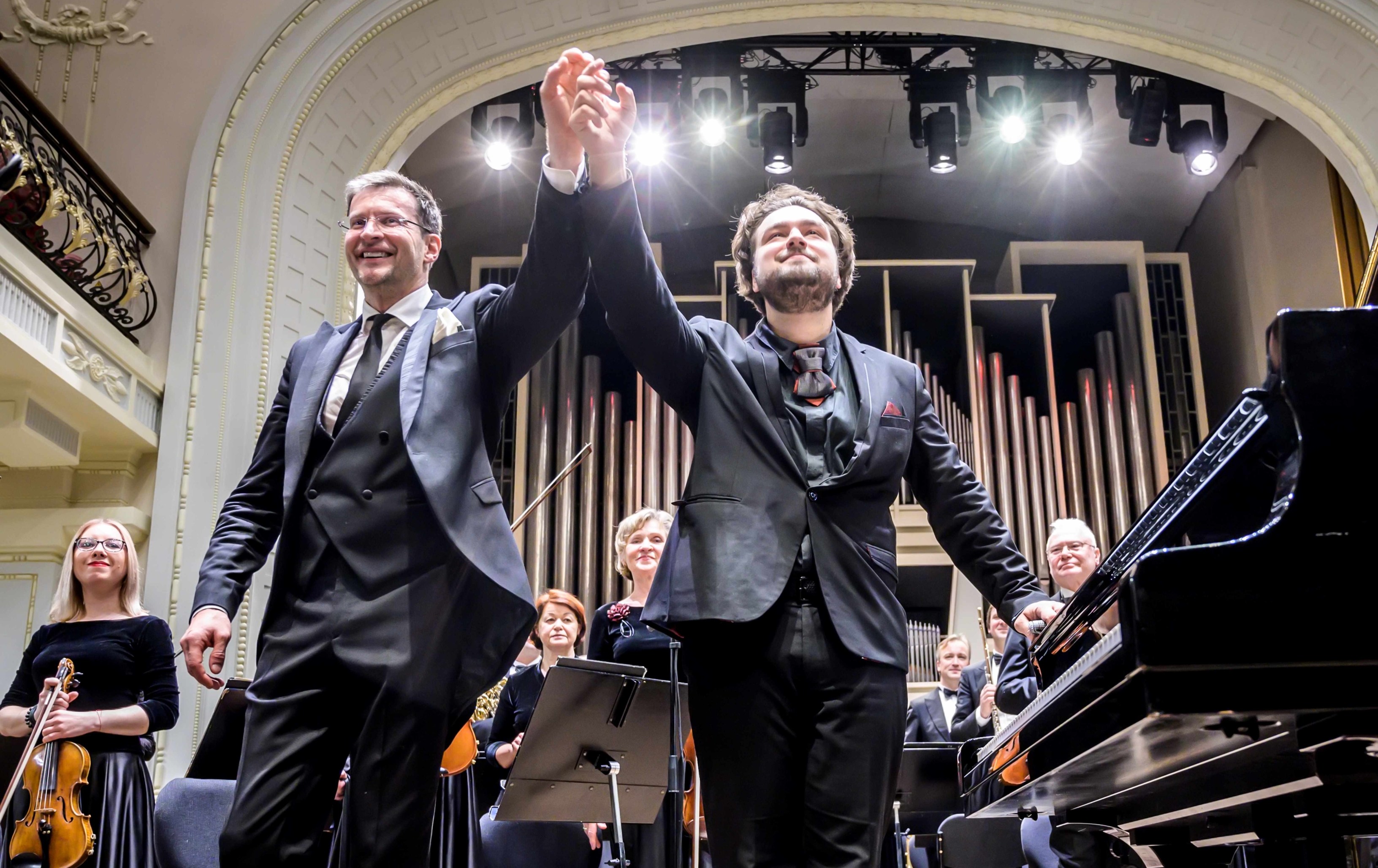 Brahmso ir Dvořáko šedevrai LNSO, Luko Geniušo ir Modesto Pitrėno koncerte