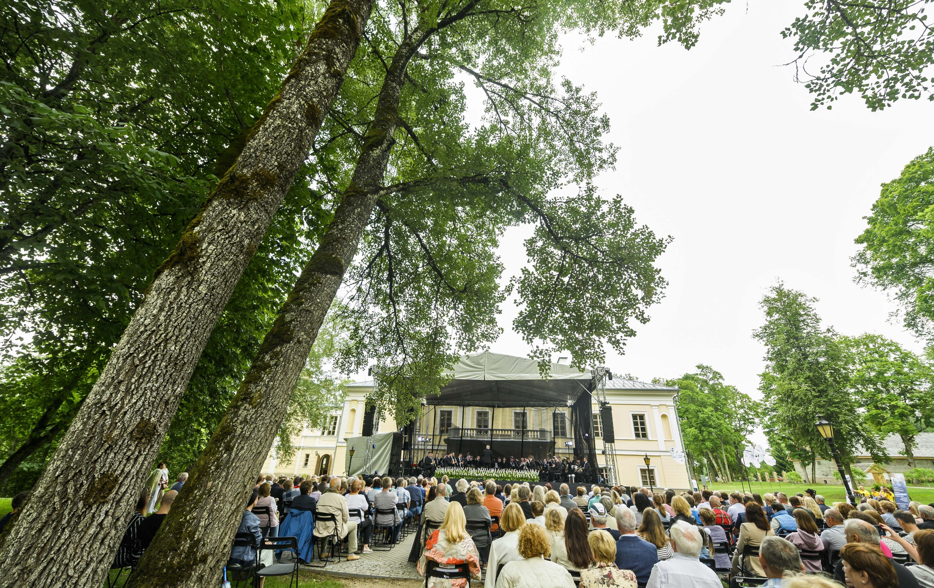 Musical Sundays at the summer festival “Music at the Jašiūnai Manor”